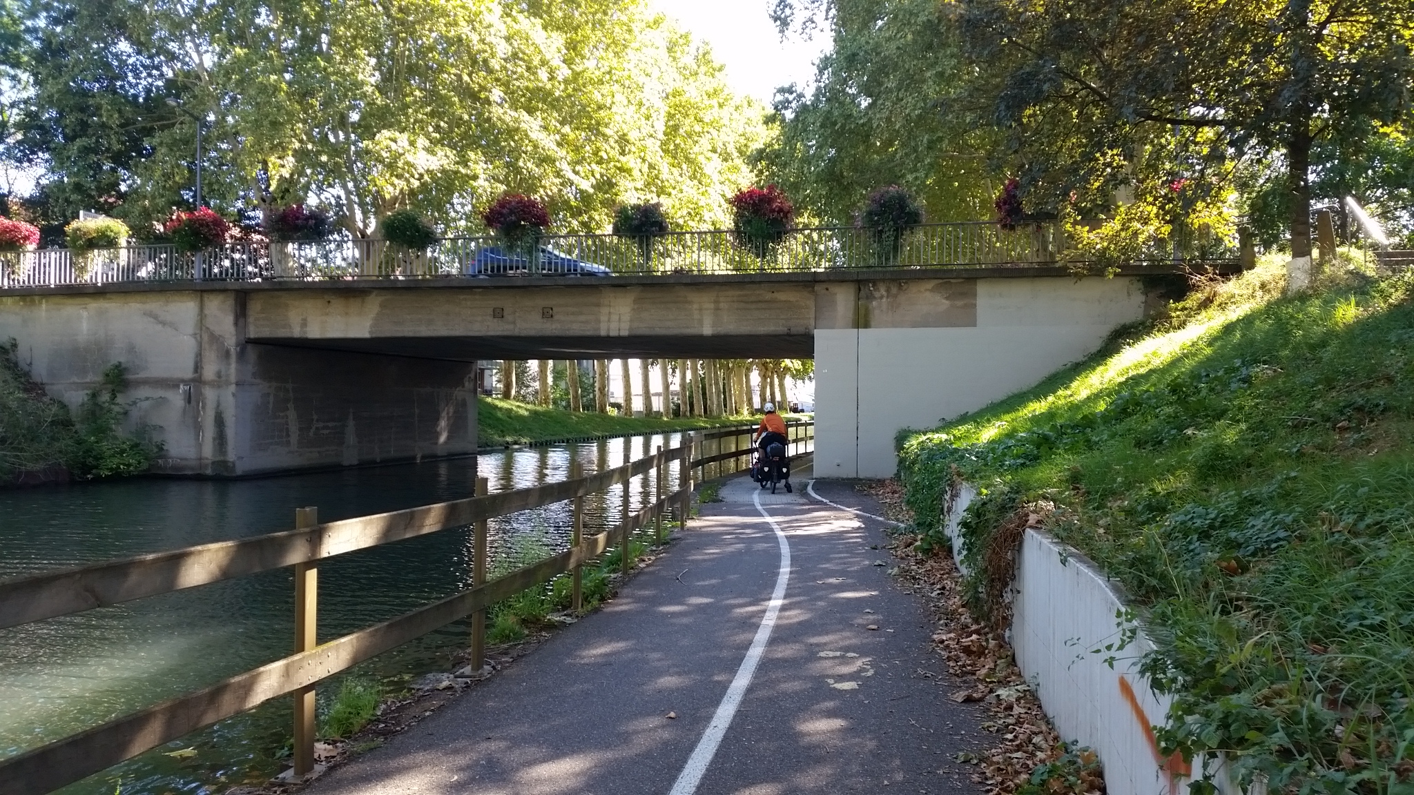 am Rhein-Rhone-Kanal